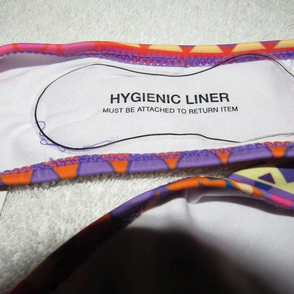 CUPSHE Halter 2 piece Bikini Set Size Medium - Picture 5 of 5